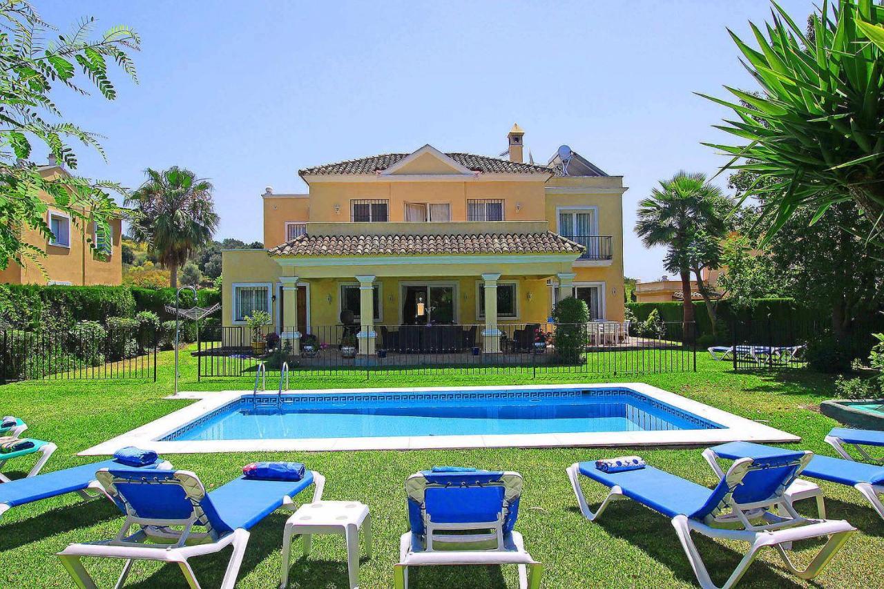 1106 Marbella Large Family Villa เอสเตโปนา ภายนอก รูปภาพ