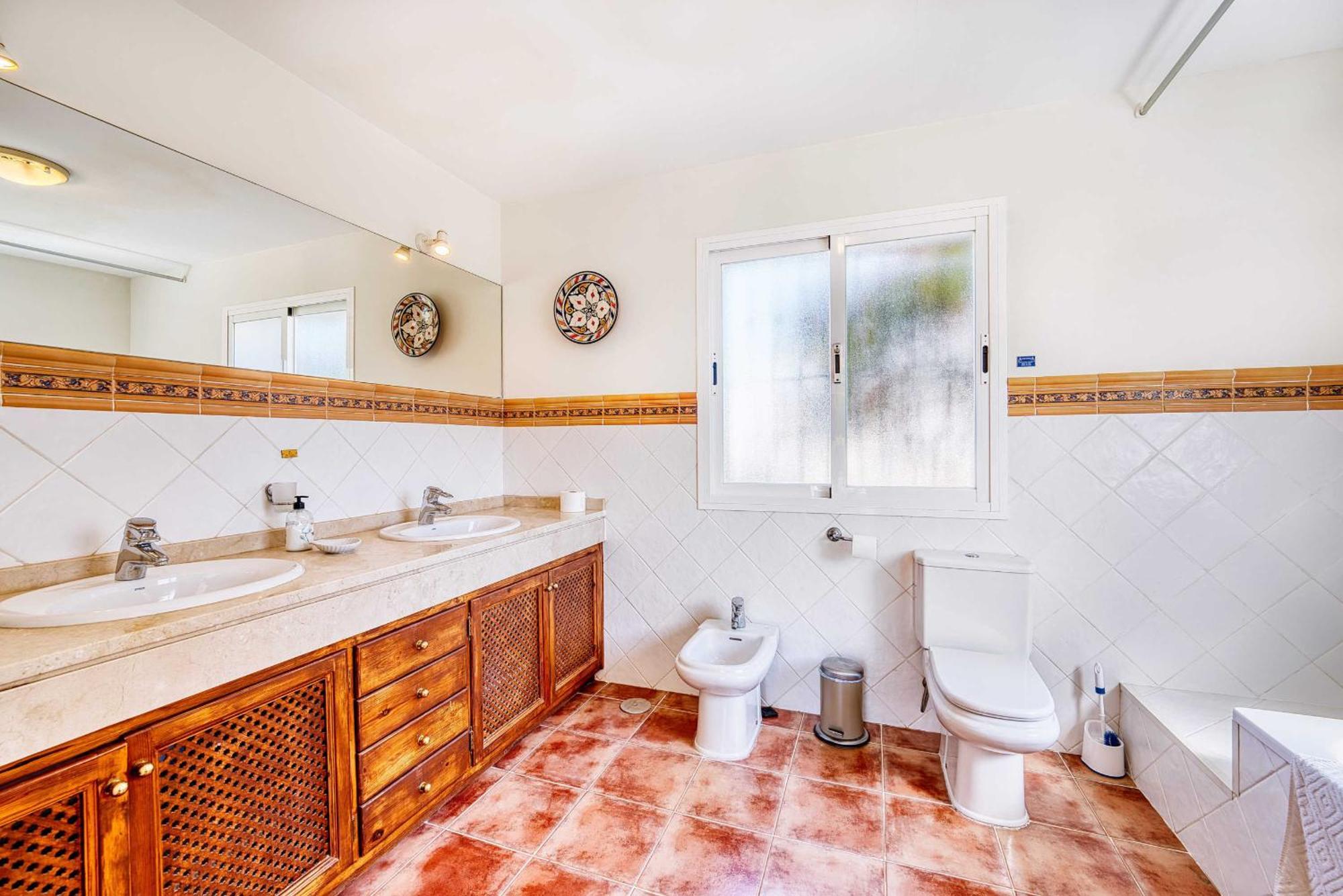 1106 Marbella Large Family Villa เอสเตโปนา ภายนอก รูปภาพ